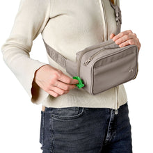 Crossbody Bag Seoul Incl. Blanket